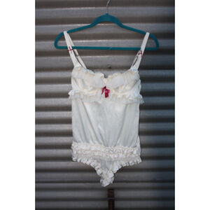 Rare Vintage Victoria Secret Sexy Little Things Cream Satin Bodysuit Teddy 36 B